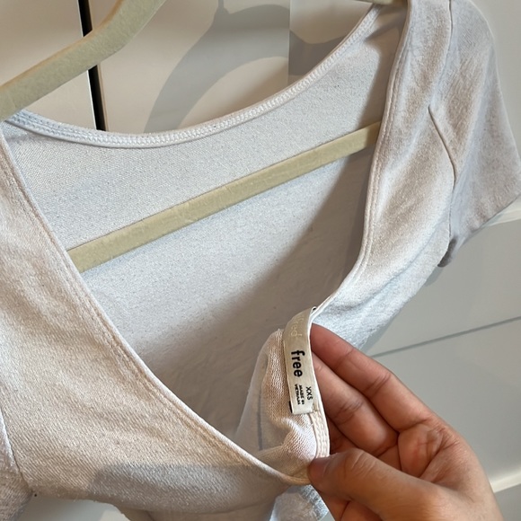Aritzia Wilfred Free White Crop Top - Picture 5 of 5